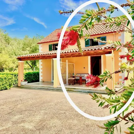 Renas Maisonette Unit 2 Near By Dadovillas