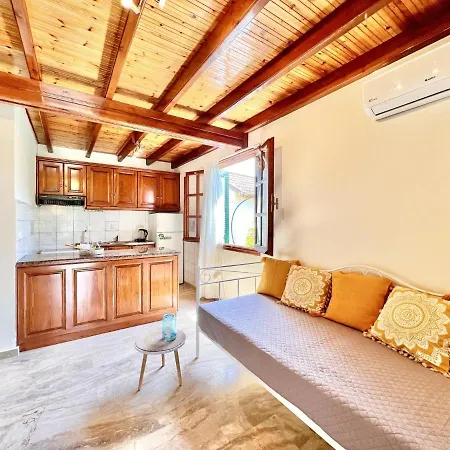 Renas Maisonette Unit 2 Near By Dadovillas Ρόδα