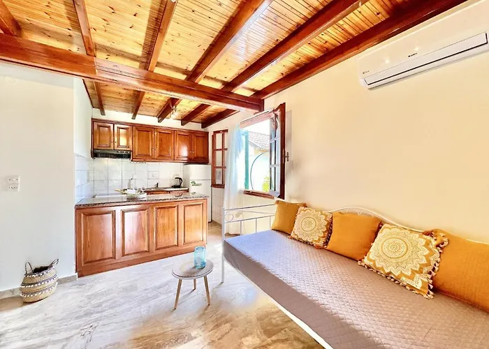 Renas Maisonette Unit 2 Near By Dadovillas Roda (Corfu)