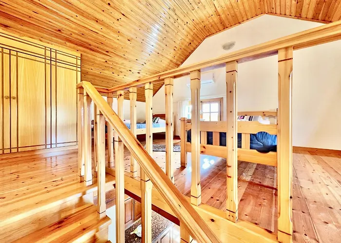 Renas Maisonette Unit 2 Near By Dadovillas